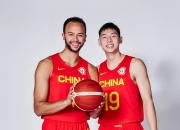 爱游戏体育入口-关于朱俊龙社媒晒照：全力备战中，中国男篮加油的信息