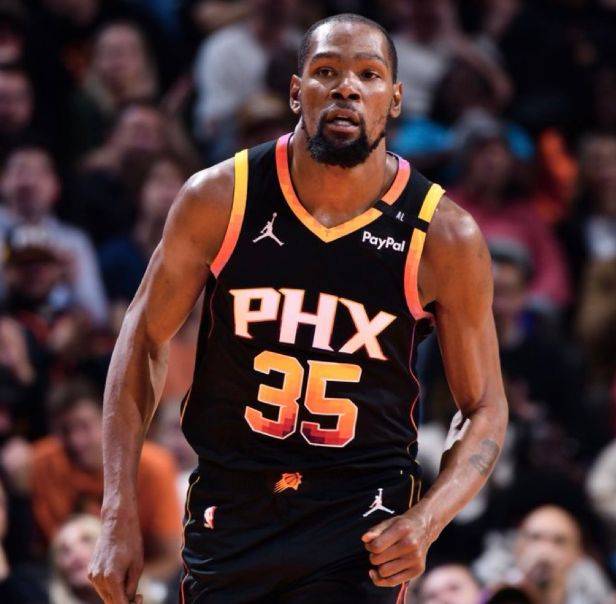 关于NBA传闻：太阳队内部人士称凯文·杜兰特交易“非常接近”的信息