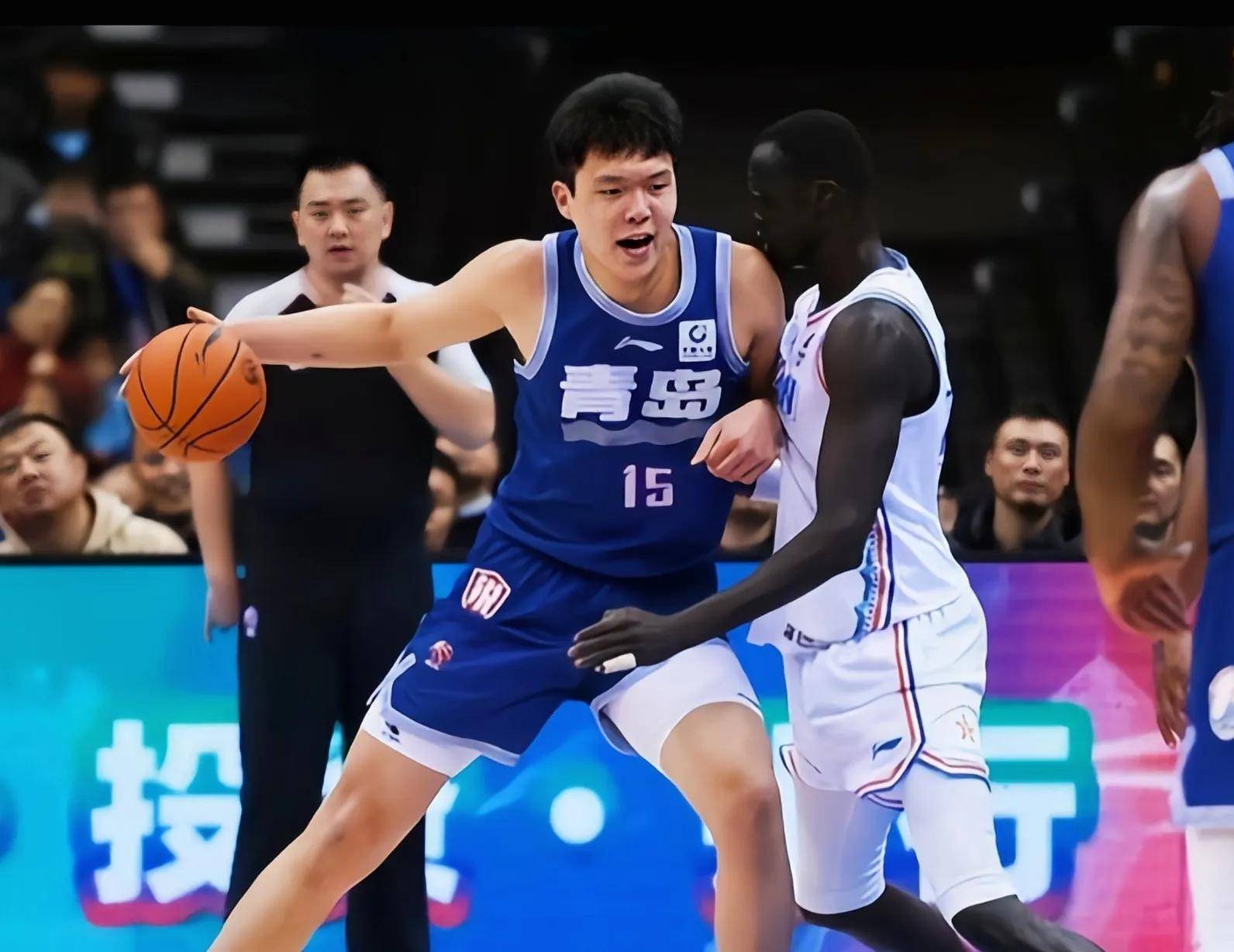 杨瀚森22+11青岛胜辽宁王哲林13分上海胜江苏的简单介绍