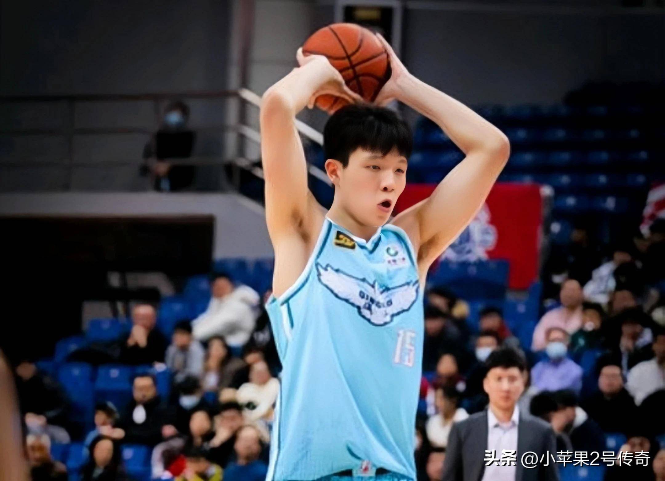 包含王睿泽30分杨瀚森29+10+7青岛击败深圳的词条